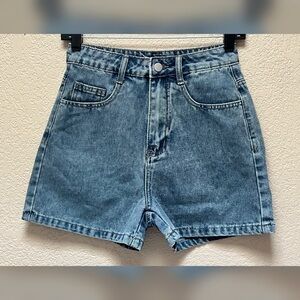 Dazy Women's Denim Shorts Size Small